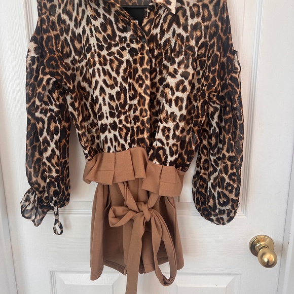 Leopard Short Romper - Picture 5 of 5